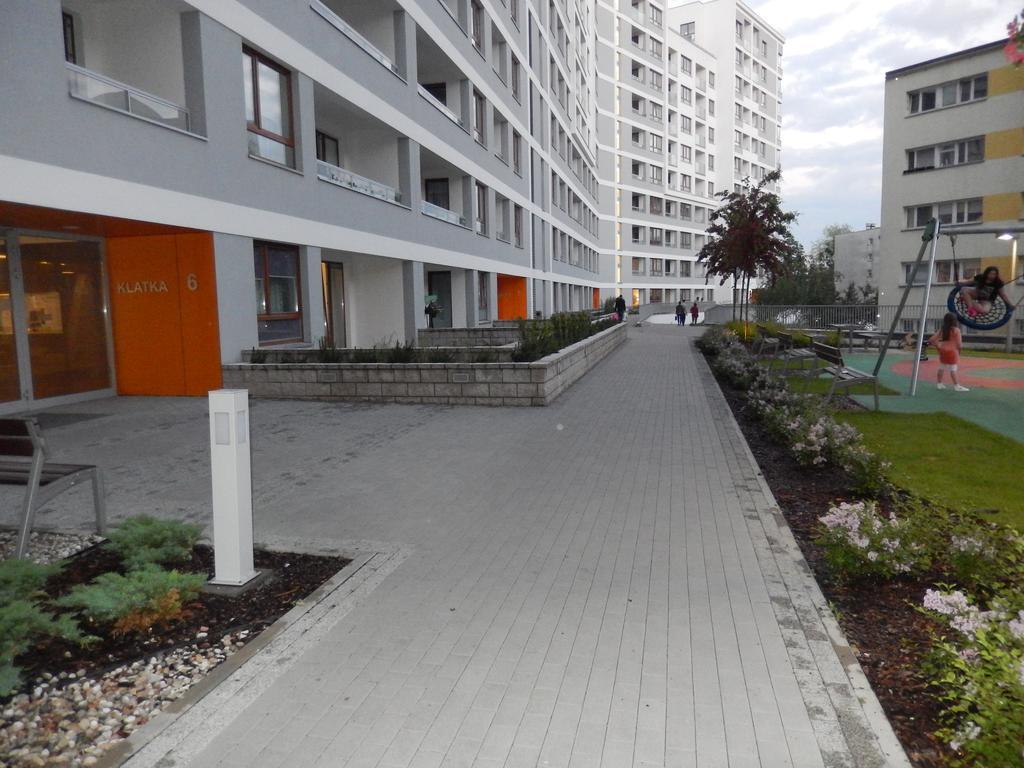 Inny Wymiar Warsaw Ngoại thất bức ảnh